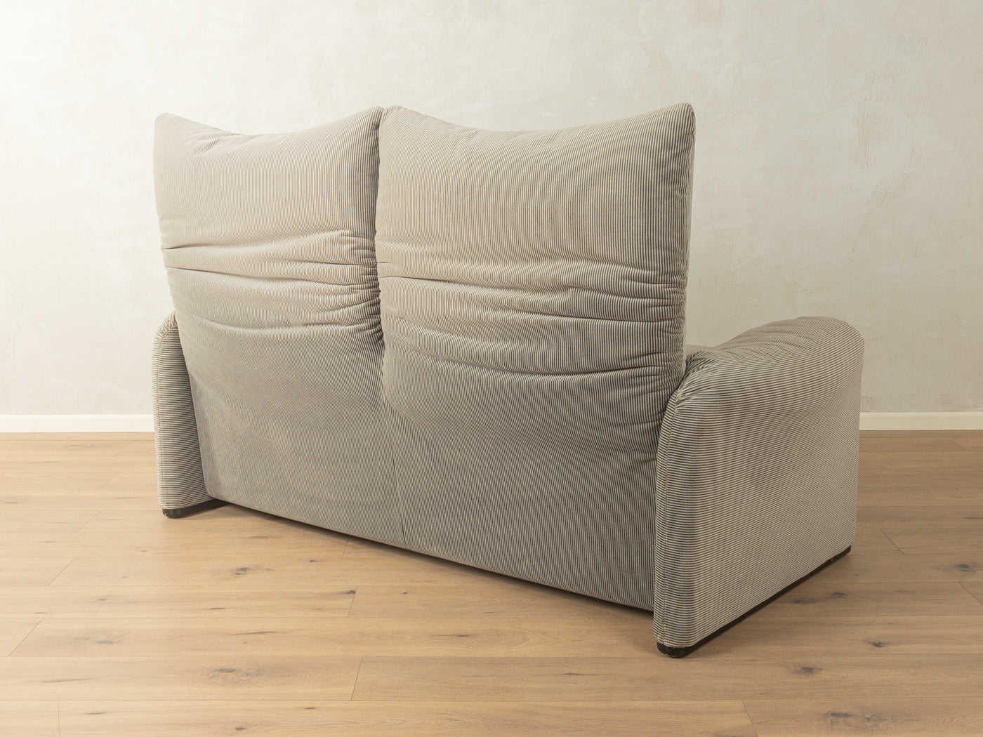 675 MARALUNGA Sofa, Vico Magistretti, Cassina