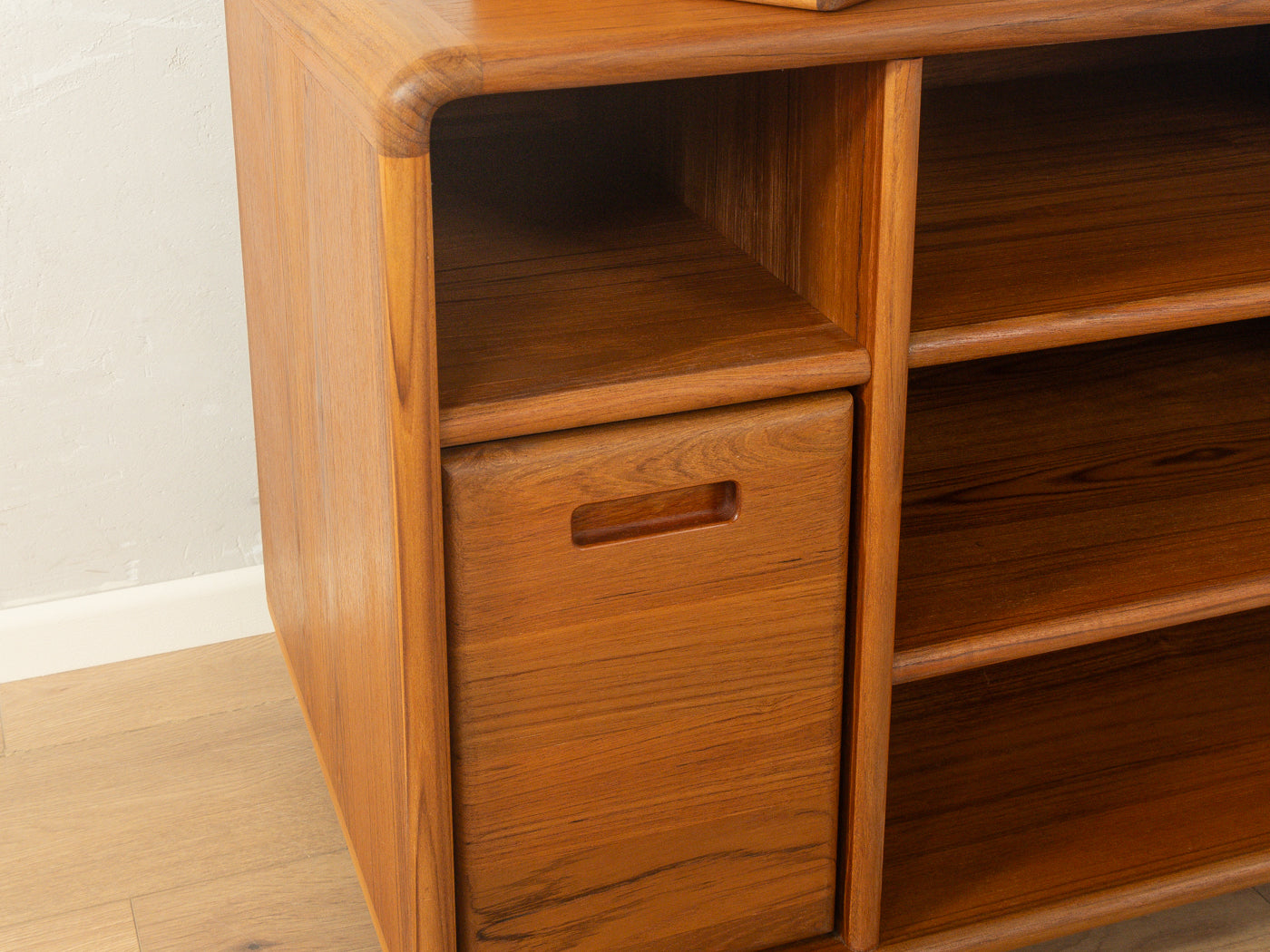 1960er Jahre HiFi-Rack, Dyrlund