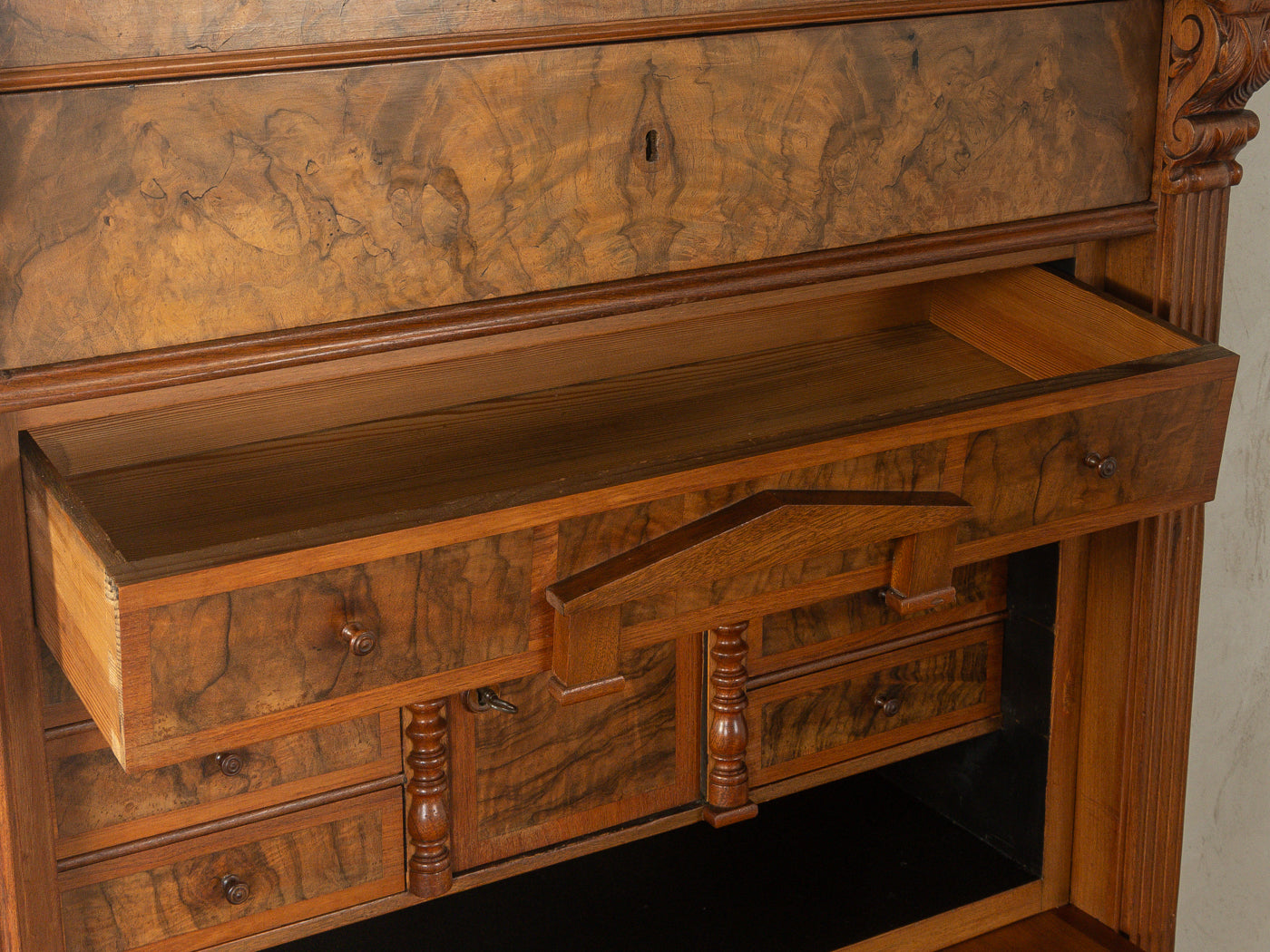 Gründerzeit Sekretär