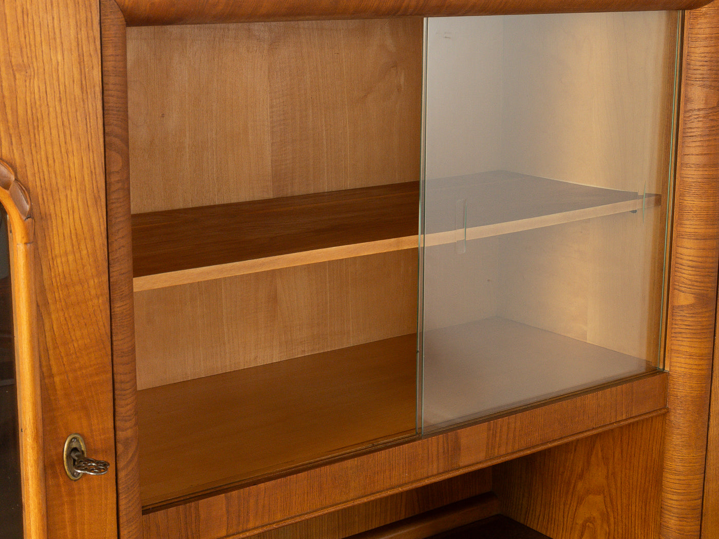 1920er Jahre Art déco Küchenschrank