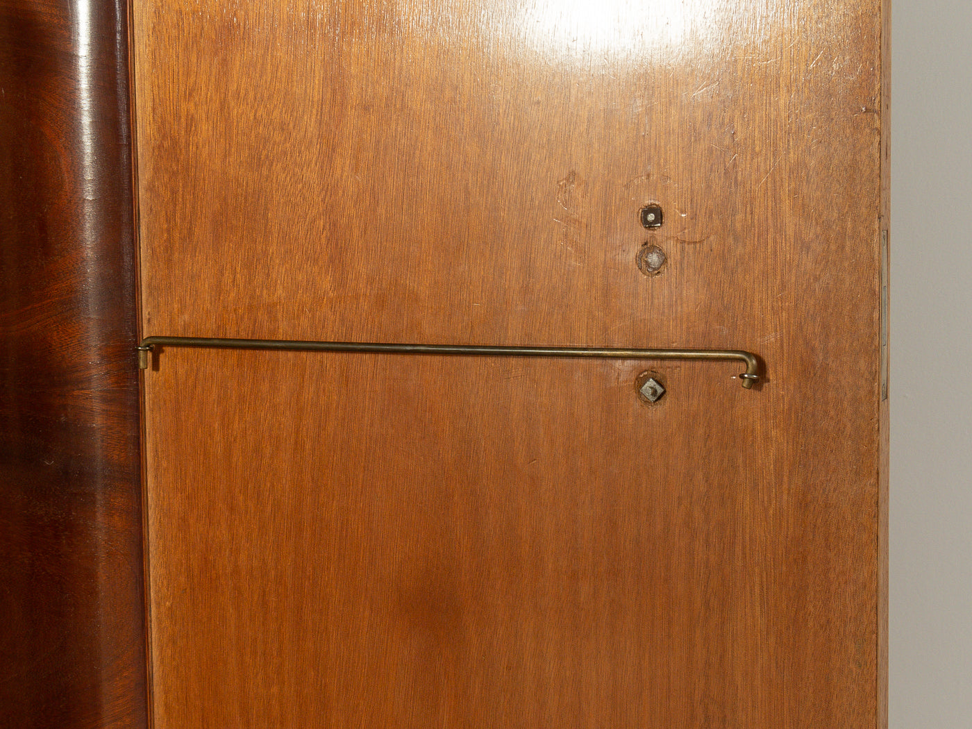 Art déco Kleiderschrank