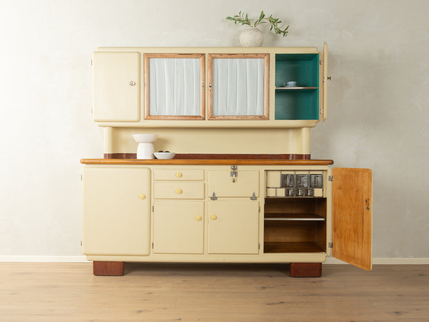 Art déco Küchenschrank