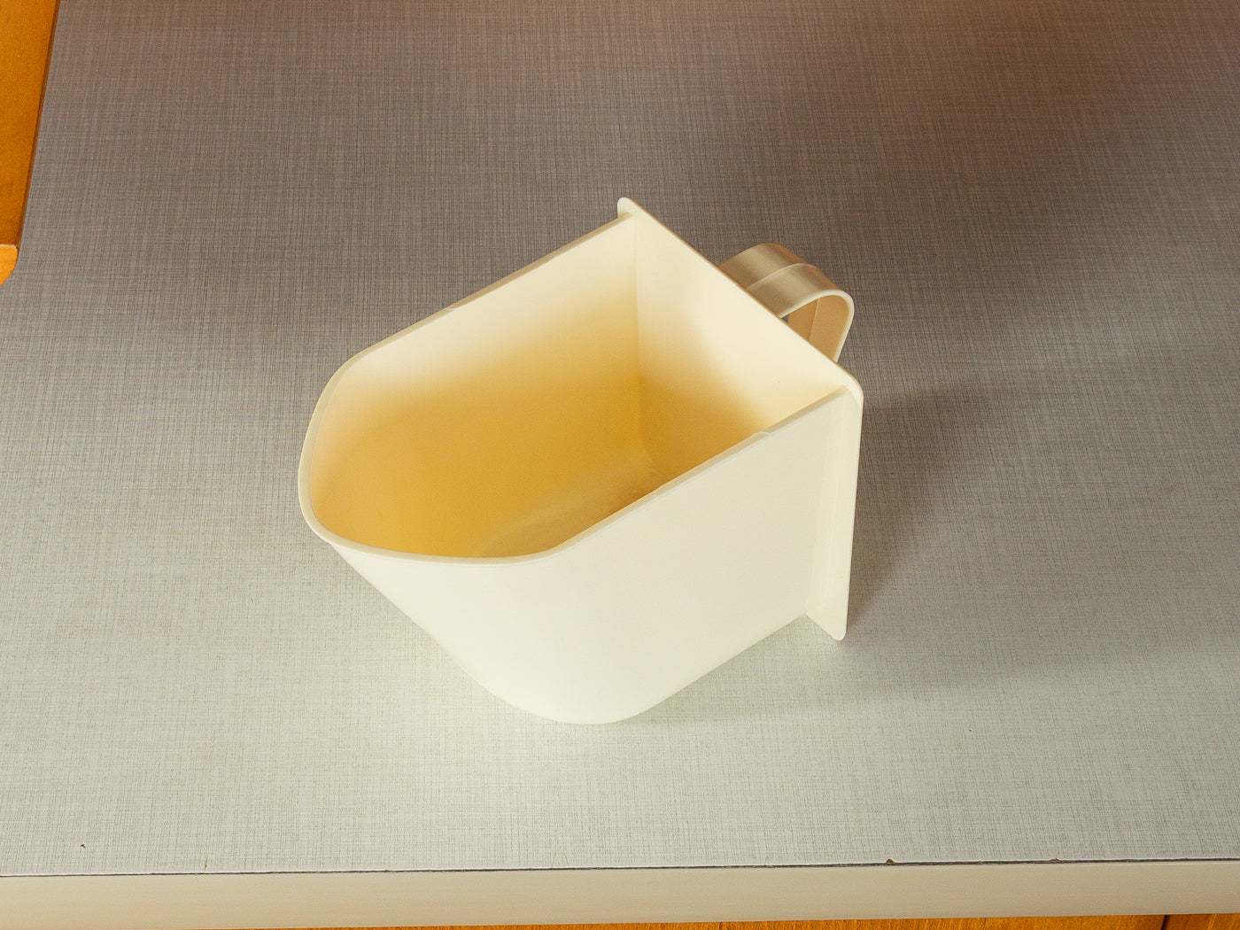 Zauberhafter Küchenschrank