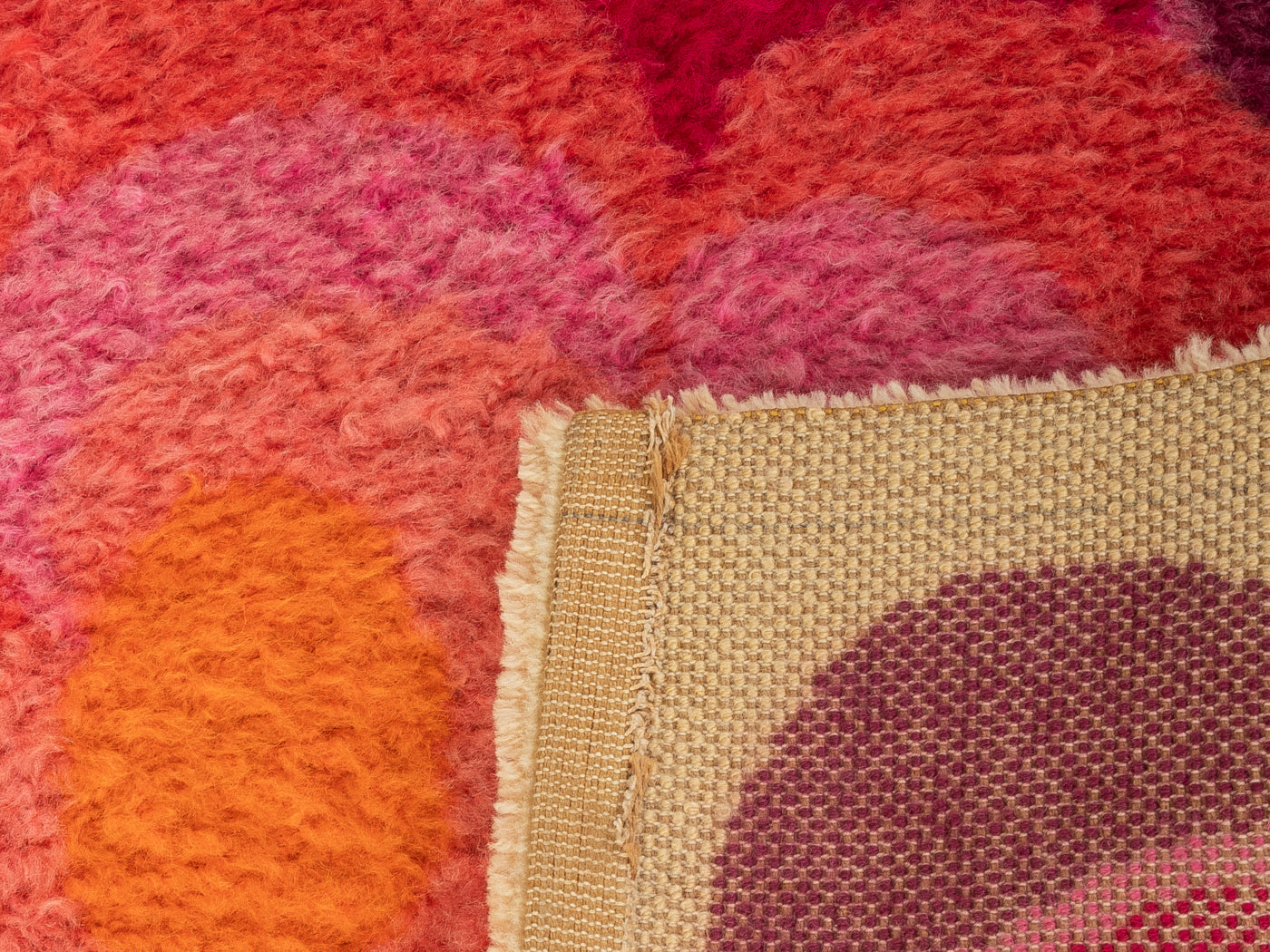 1970er Jahre Menuette Teppich, Desso, 70 x 138