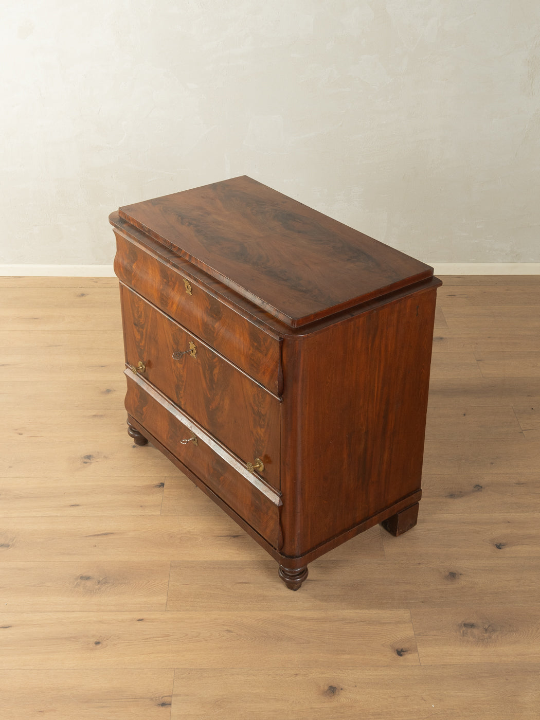 Biedermeier chest of drawers