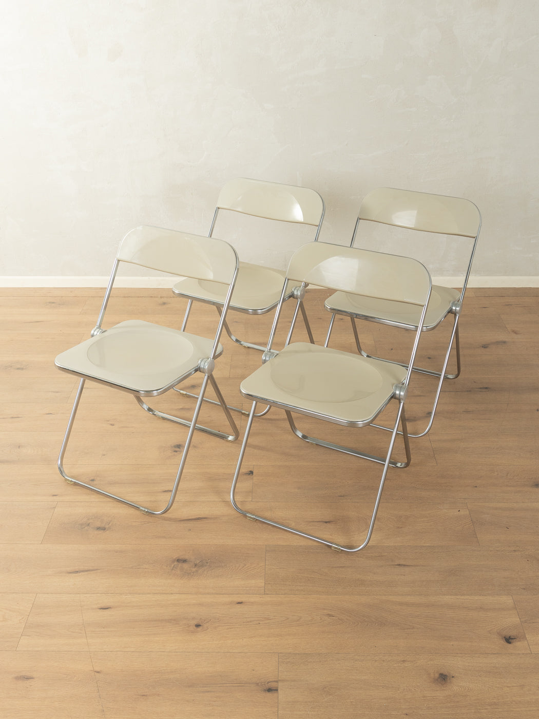 PLIA Chairs, Giancarlo Piretti, Anonima Castelli – MCF Select