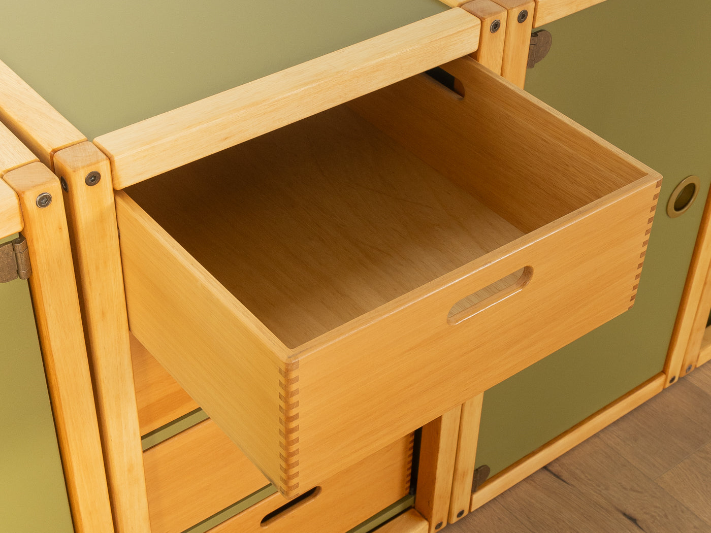 Flötotto chests of drawers