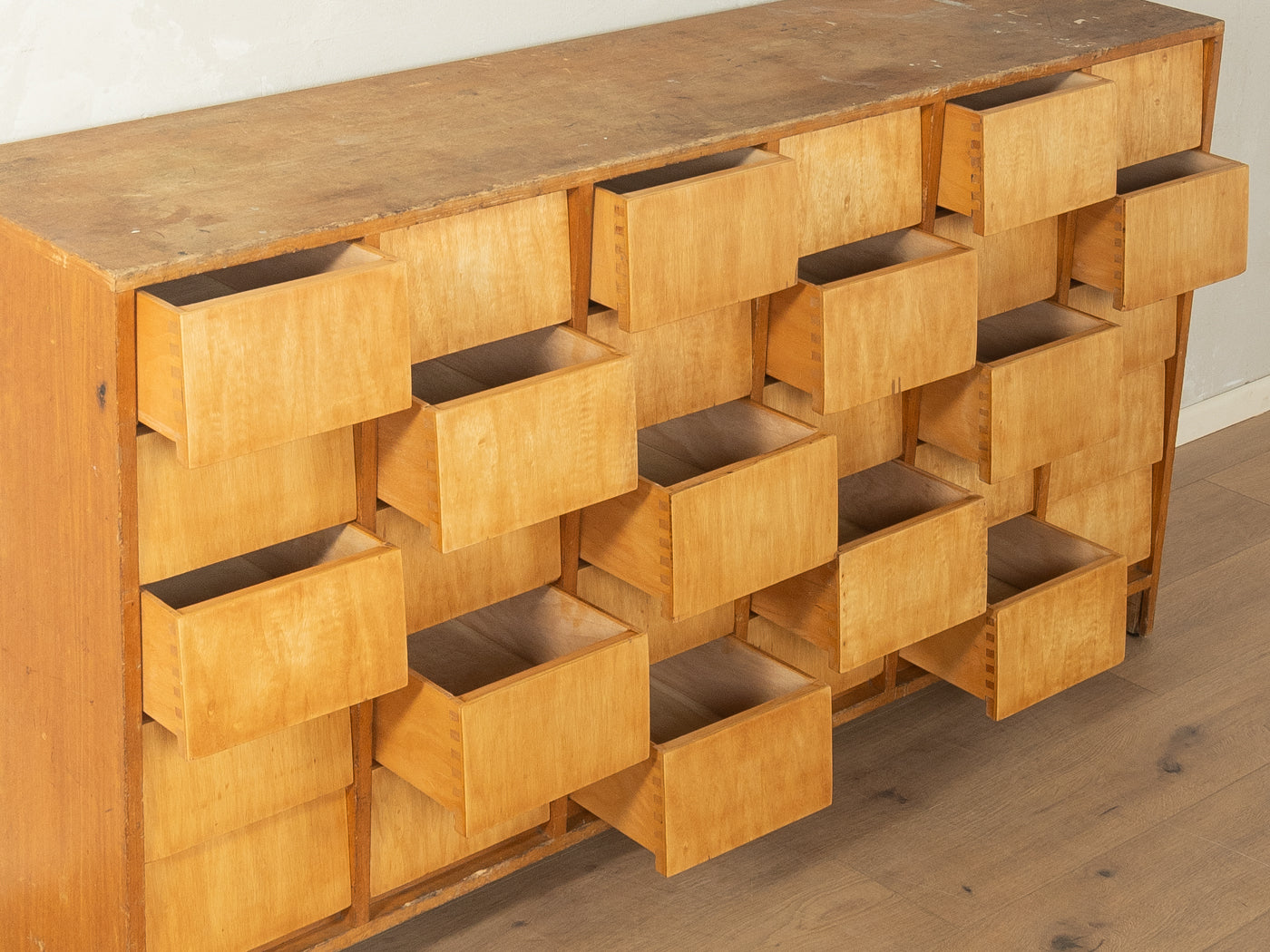 1950er Jahre Schubladenschrank