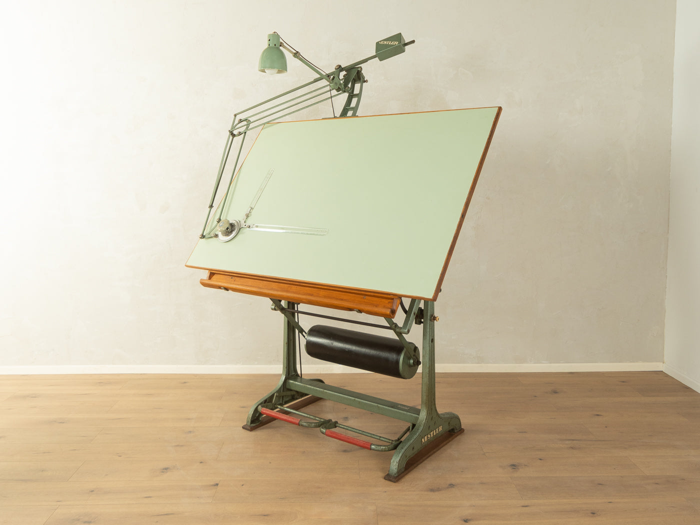 1950er Jahre Zeichentisch, Nestler