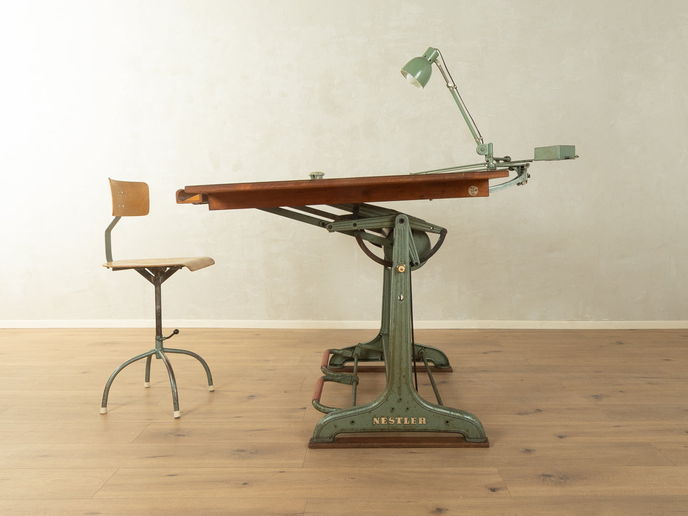 1950er Jahre Zeichentisch, Nestler