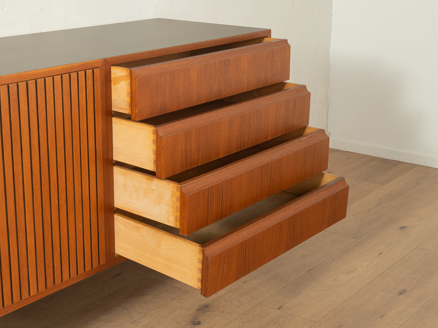 Einzigartiges Sideboard, Oldenburger Möbelwerkstätten