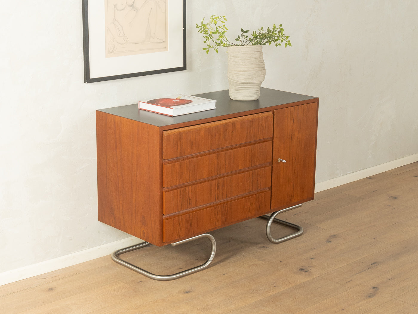 Einzigartige Kommode, Oldenburger Möbelwerkstätten