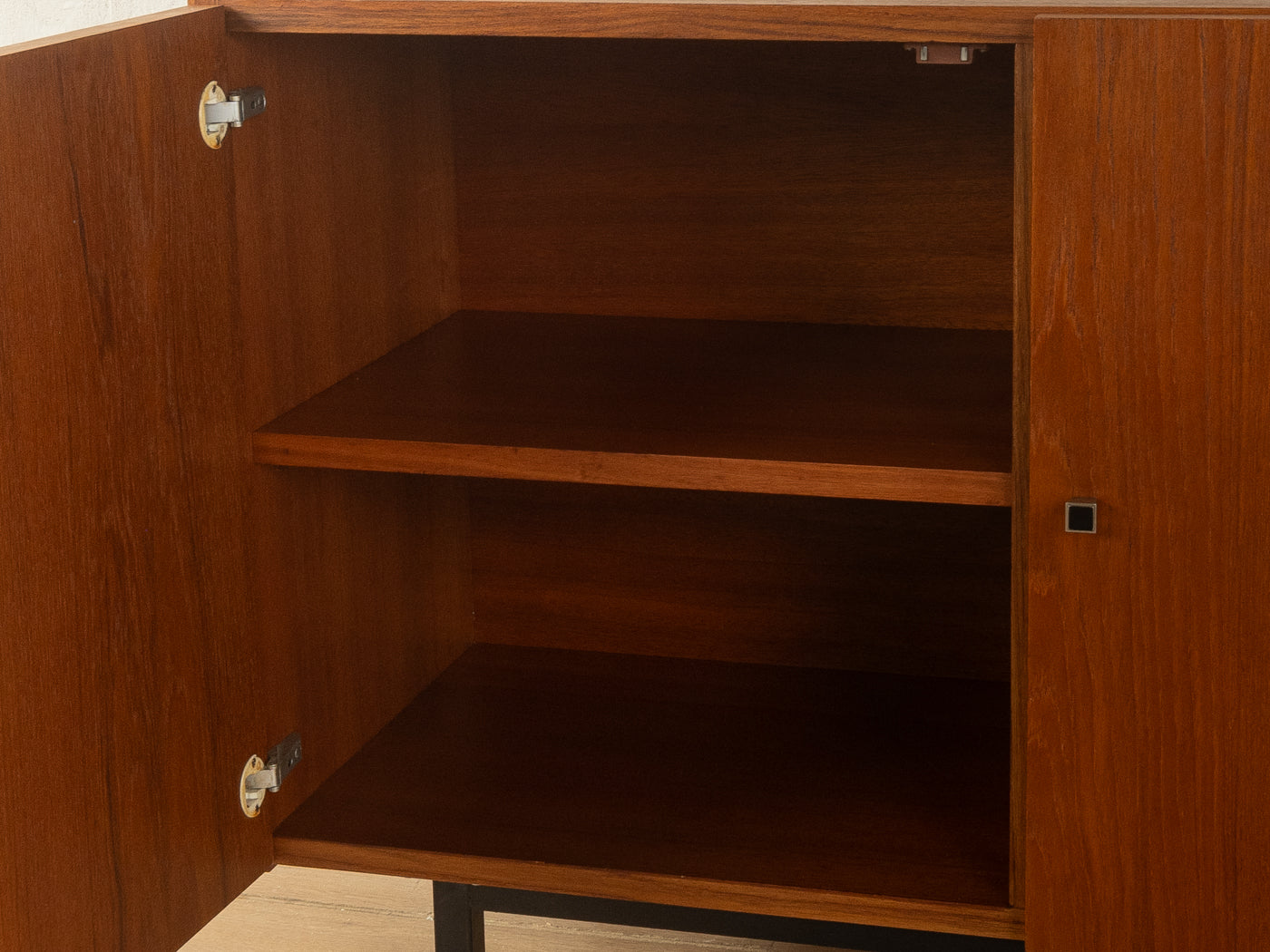 1960s chest of drawers