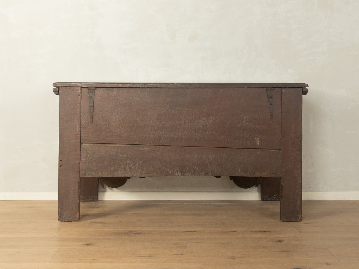 Grafschaften-Truhe aus Eiche von 1748