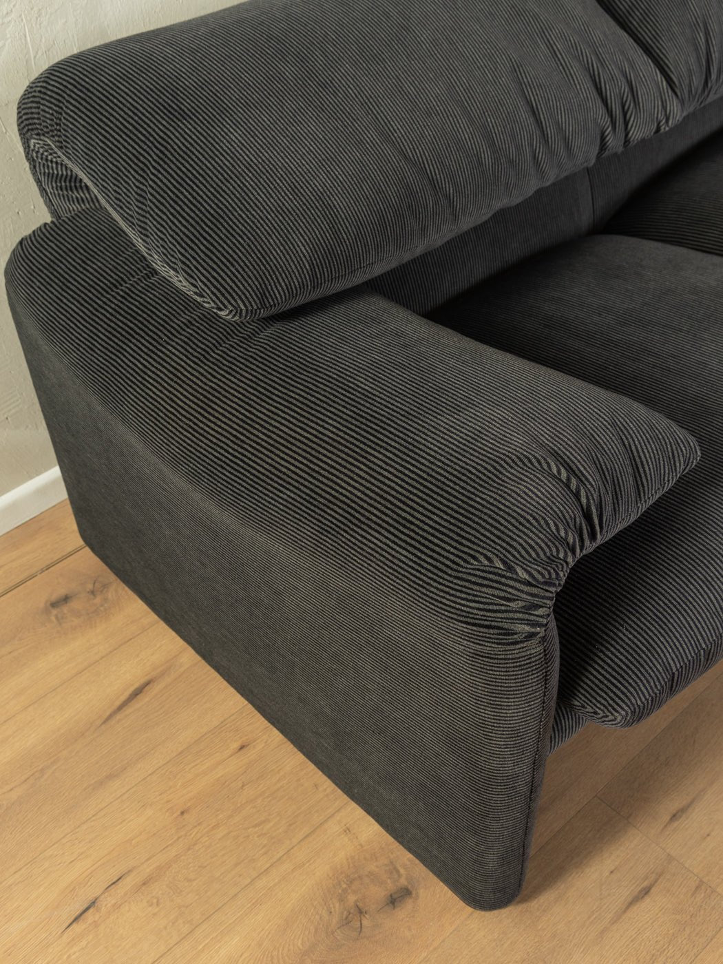 "675 MARALUNGA" Sofa, Vico Magistretti, Cassina - Mid Century Friends - Vintage - Retro - Mid Century
