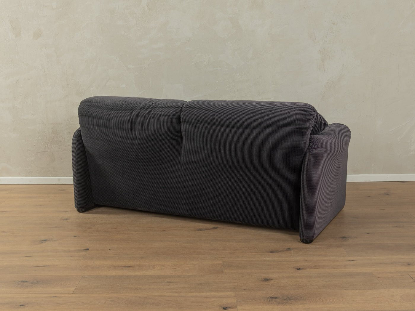 "675 MARALUNGA" Sofa, Vico Magistretti, Cassina - Mid Century Friends - Vintage - Retro - Mid Century