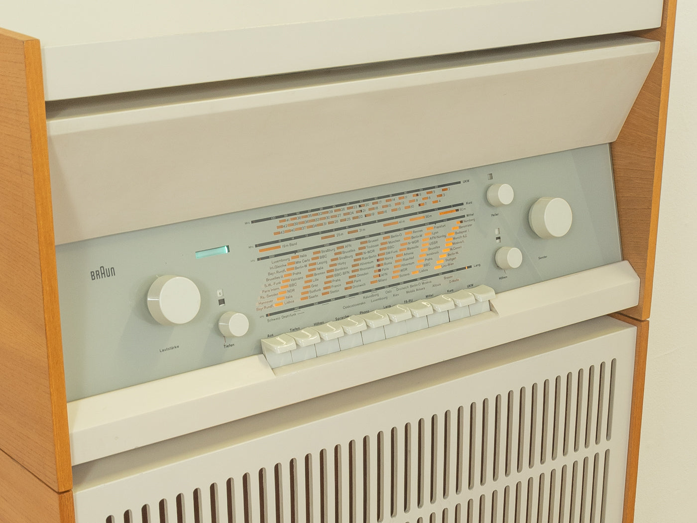 BRAUN "Atelier 1-81" & "L 1", Dieter Rams