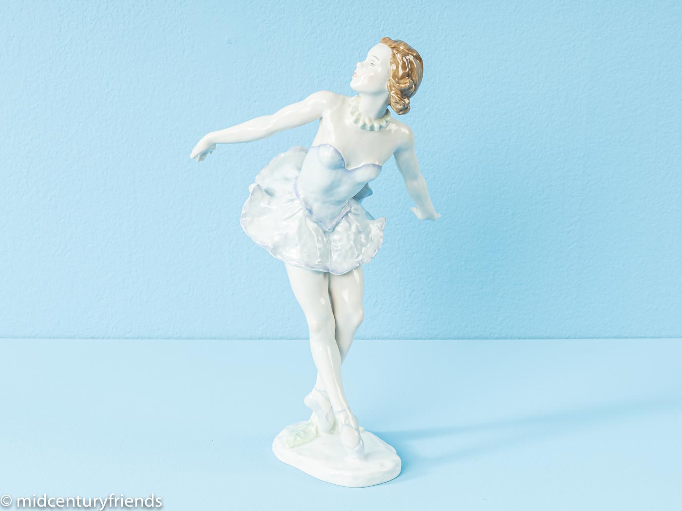 Hand-painted Tänzerin Marianne Simon porcelain figurine by Friedrich Gronau for Rosenthal, 1941, made in Germany
