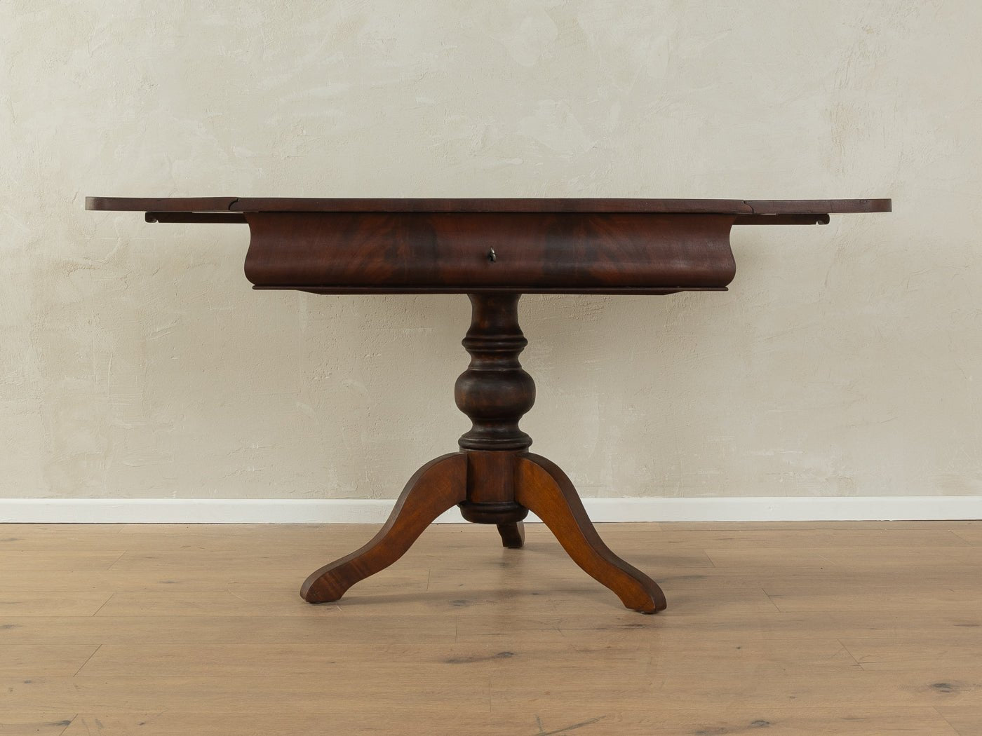 Antiker Schreibtisch - Mid Century Friends - Vintage - Retro - Mid Century