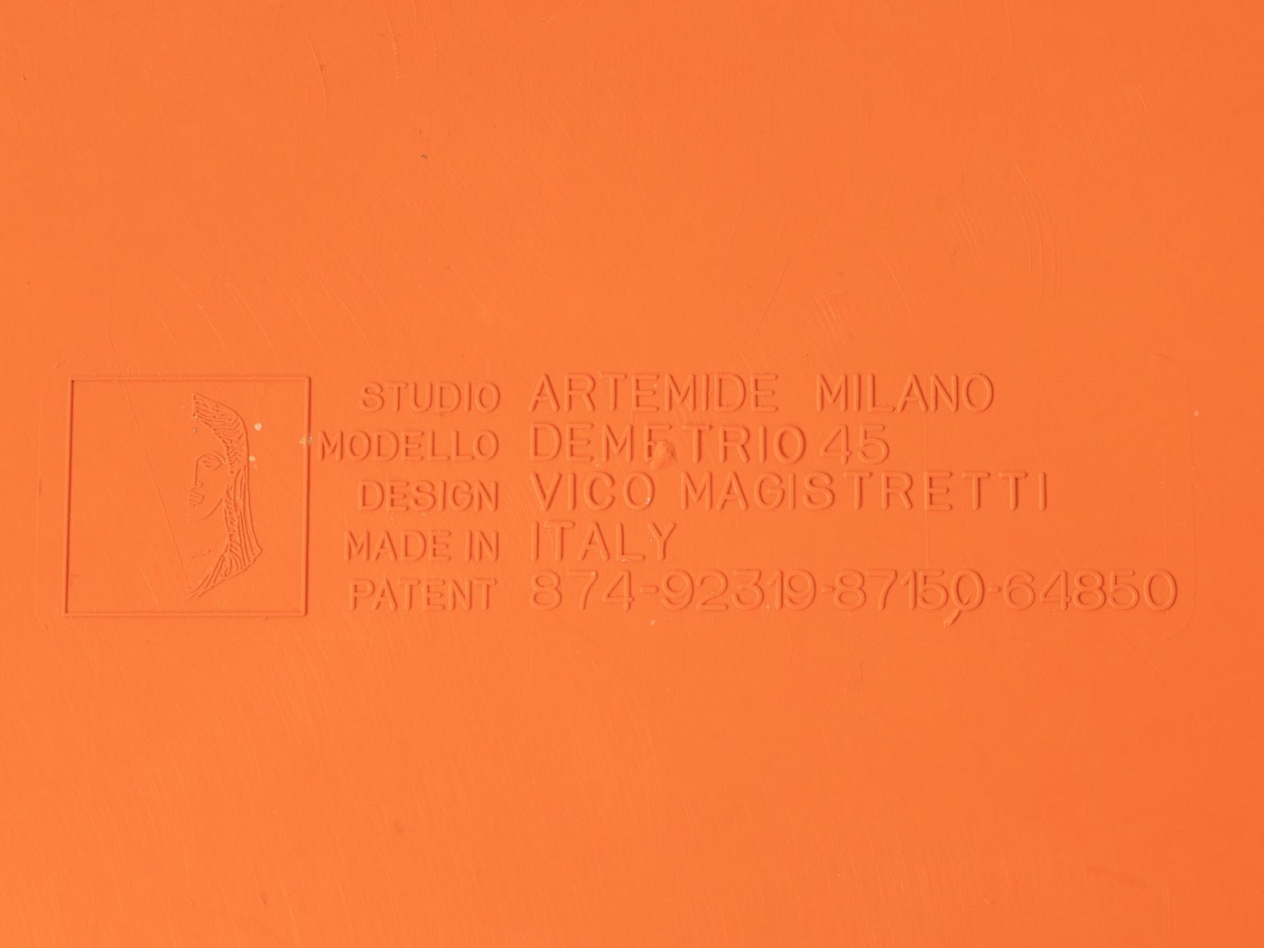 DEMETRIO 45 Beistelltische, Vico Magistretti, Artemide - Mid Century Friends - Vintage - Retro - Mid Century