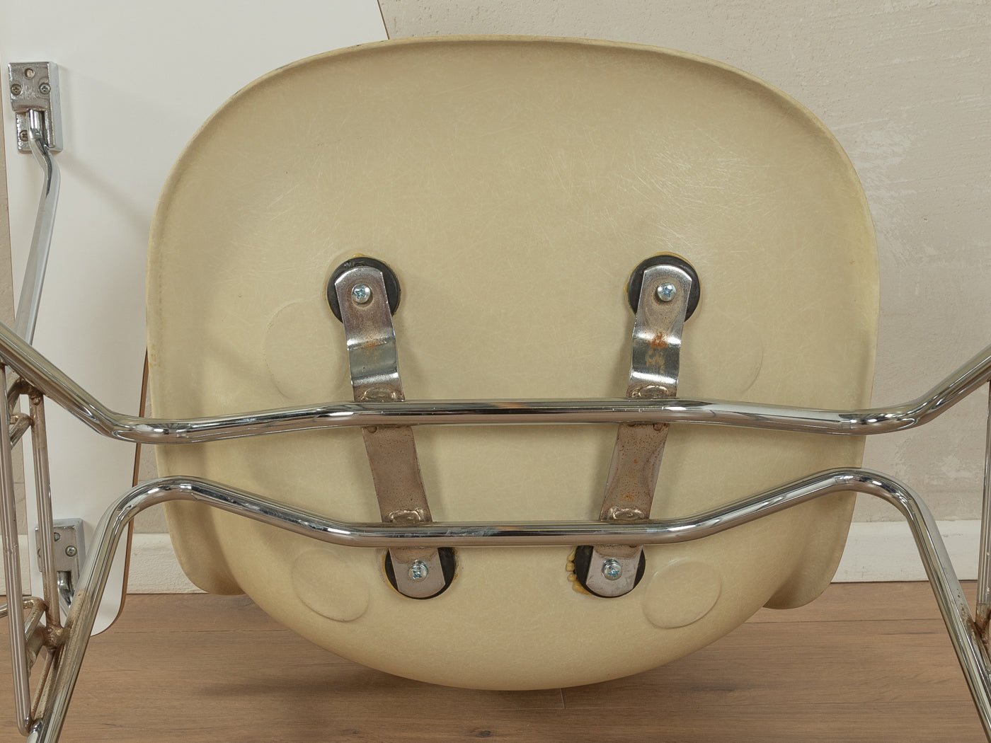 DSS - TA Stuhl, Charles & Ray Eames, Herman Miller - Mid Century Friends - Vintage - Retro - Mid Century