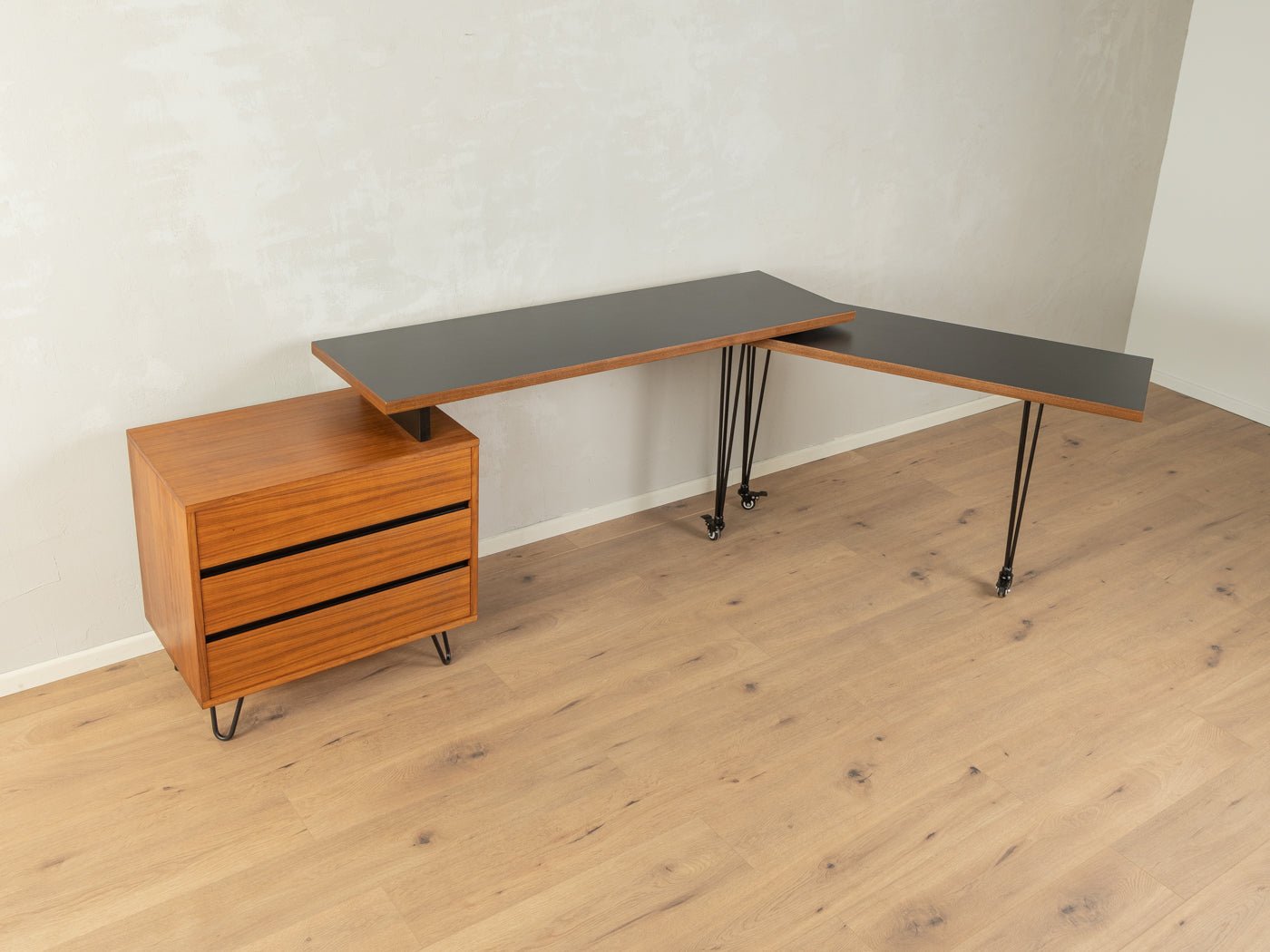 Einzigartiger Schreibtisch - Mid Century Friends - Vintage - Retro - Mid Century