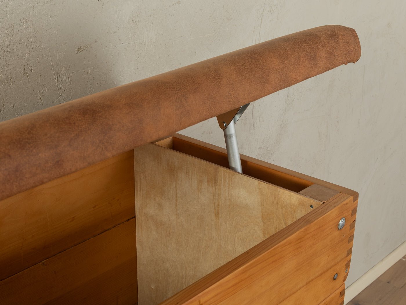 Einzigartiger Sprungkasten - Mid Century Friends - Vintage - Retro - Mid Century