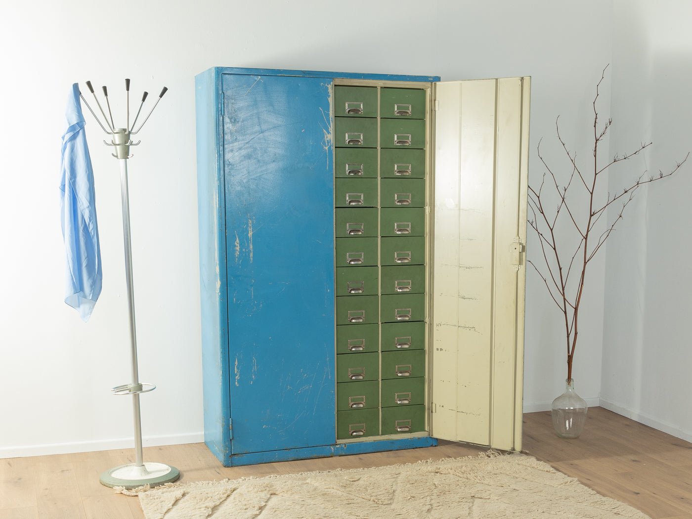 Einzigartiger Stahlschrank - Mid Century Friends - Vintage - Retro - Mid Century