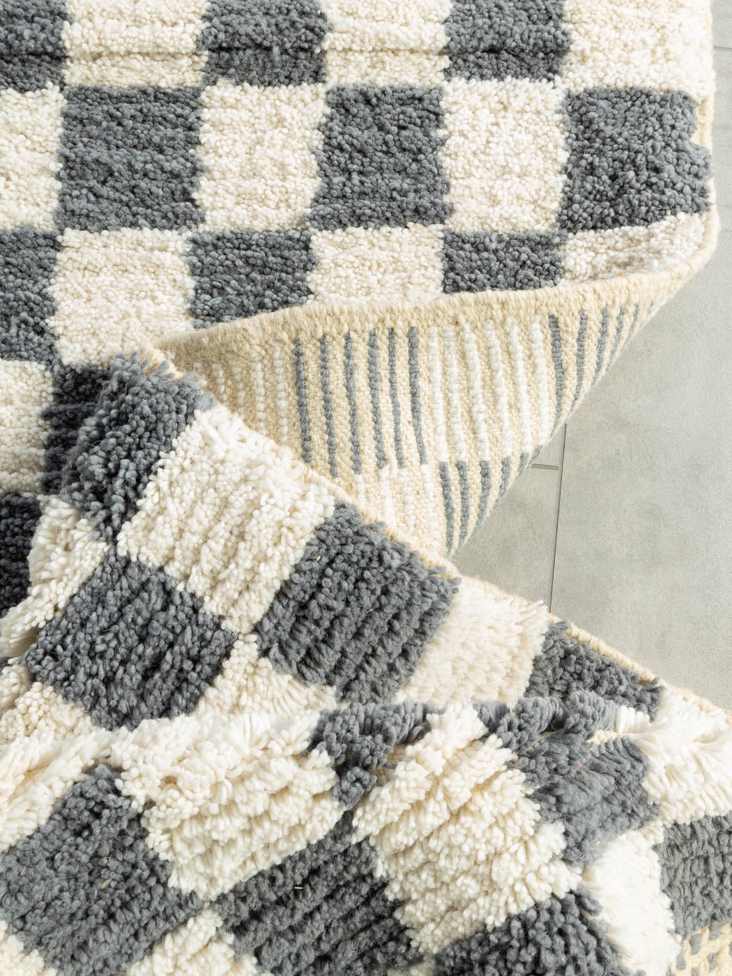 Grey Blue Check, Berber Teppich, 162 x 215 - Mid Century Friends - Vintage - Retro - Mid Century