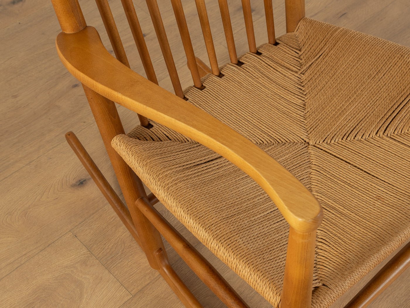 J16 Schaukelstuhl, Hans J. Wegner - Mid Century Friends - Vintage - Retro - Mid Century