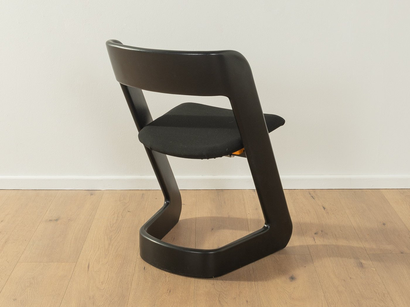 Lucy Chairs, Peter Ghyczy - Mid Century Friends - Vintage - Retro - Mid Century