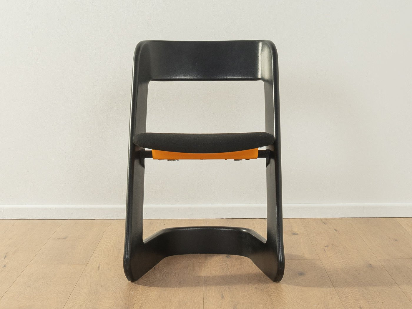 Lucy Chairs, Peter Ghyczy - Mid Century Friends - Vintage - Retro - Mid Century
