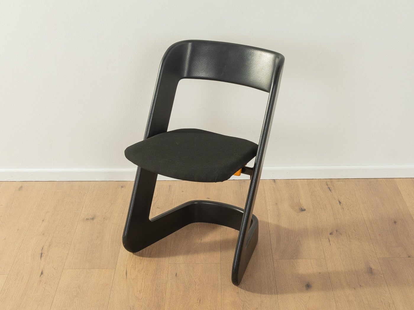 Lucy Chairs, Peter Ghyczy - Mid Century Friends - Vintage - Retro - Mid Century