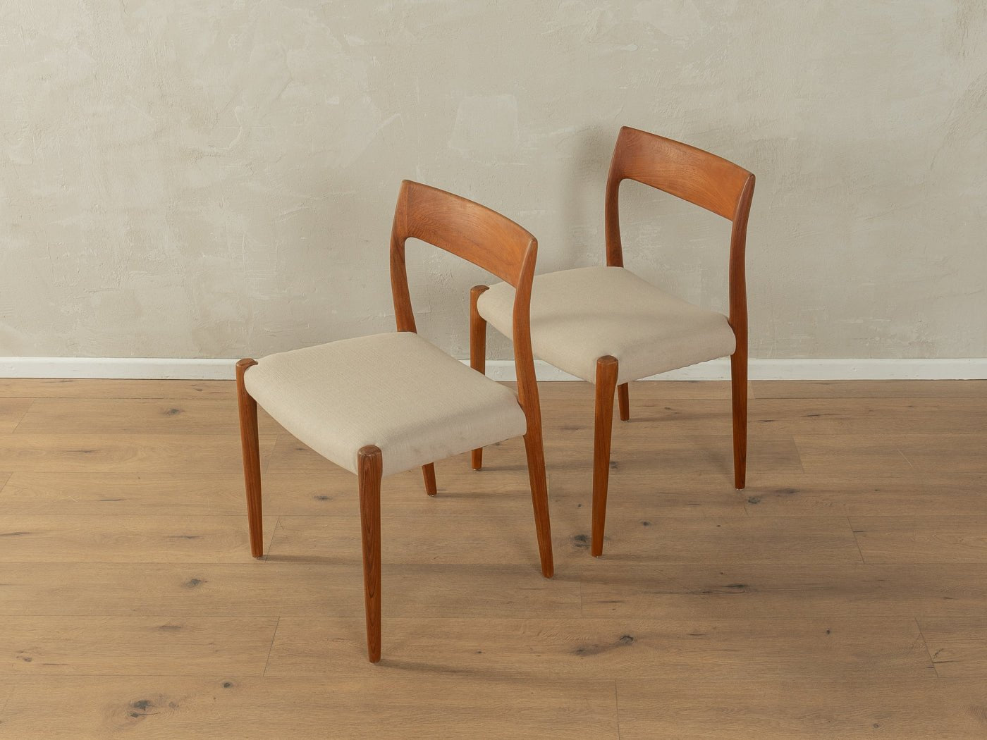 Modell 77 Esszimmerstühle, Niels O. Møller - Mid Century Friends - Vintage - Retro - Mid Century