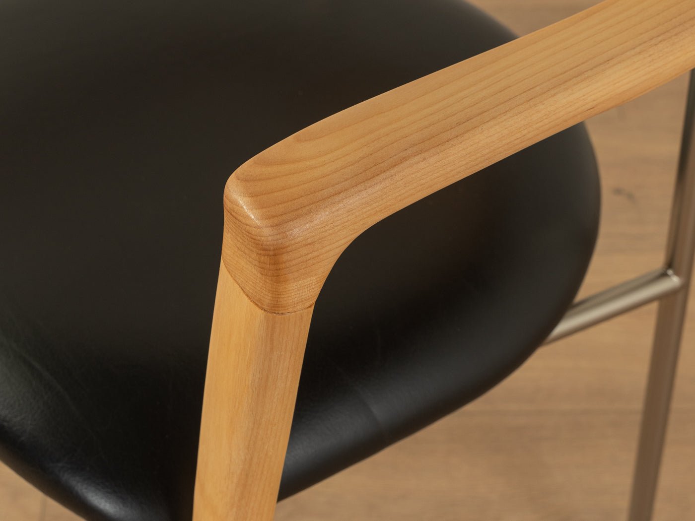 Postmoderne Esszimmerstühle - Mid Century Friends - Vintage - Retro - Mid Century