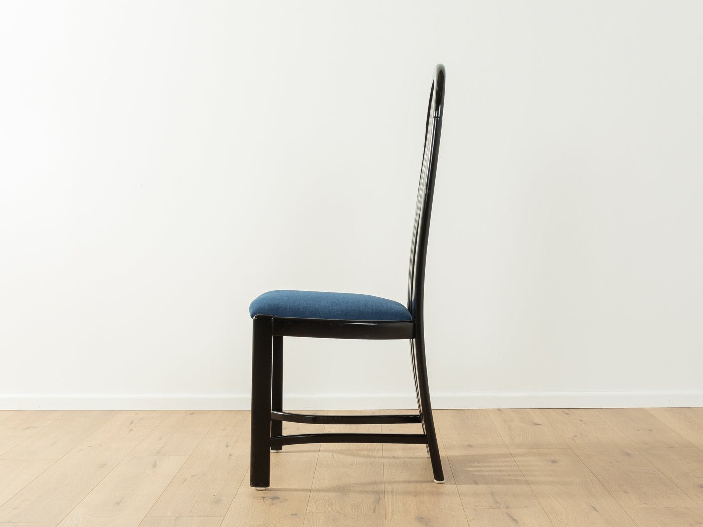 Postmoderne Esszimmerstühle - Mid Century Friends - Vintage - Retro - Mid Century