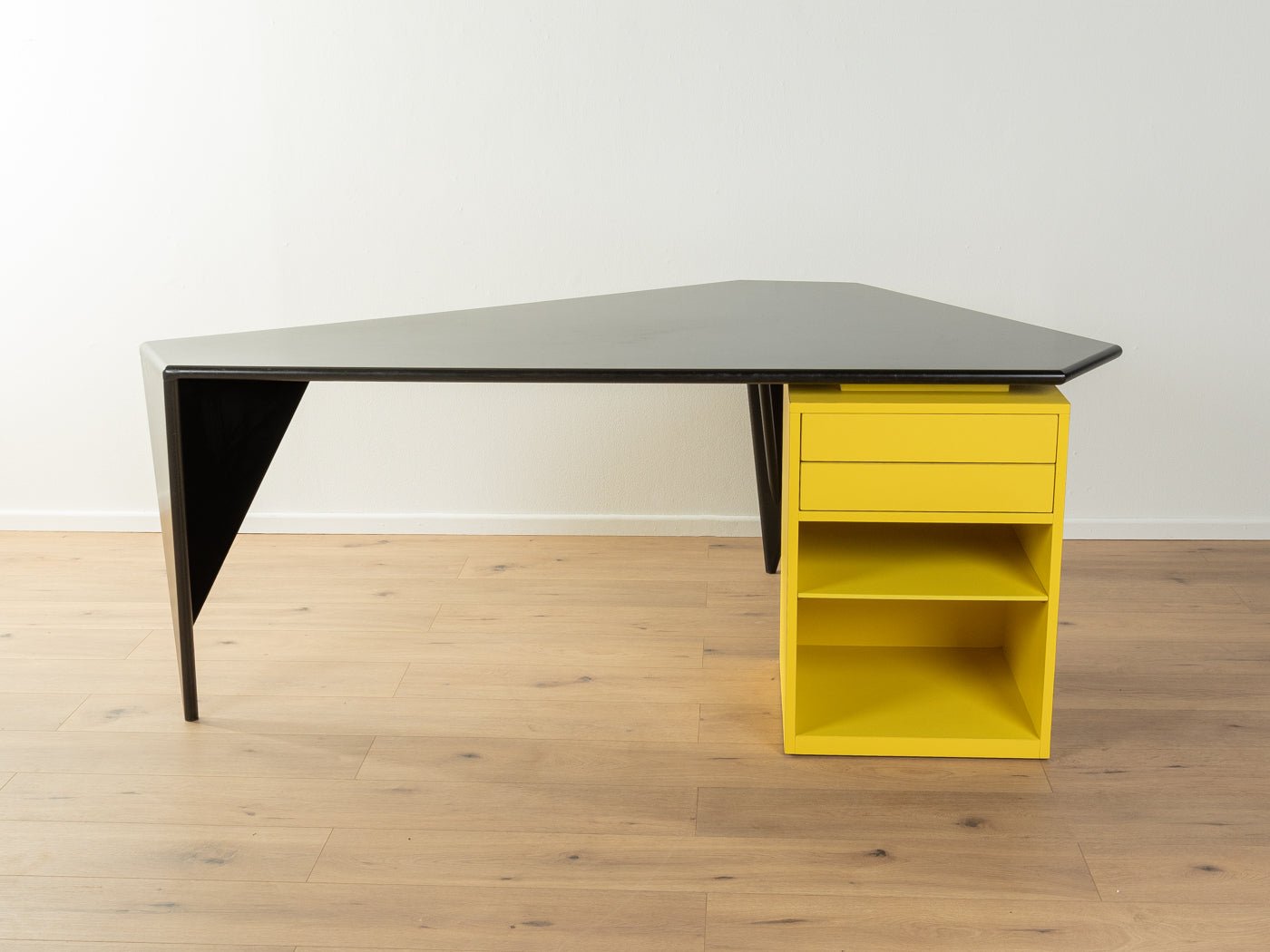 Postmoderner Schreibtisch - Mid Century Friends - Vintage - Retro - Mid Century