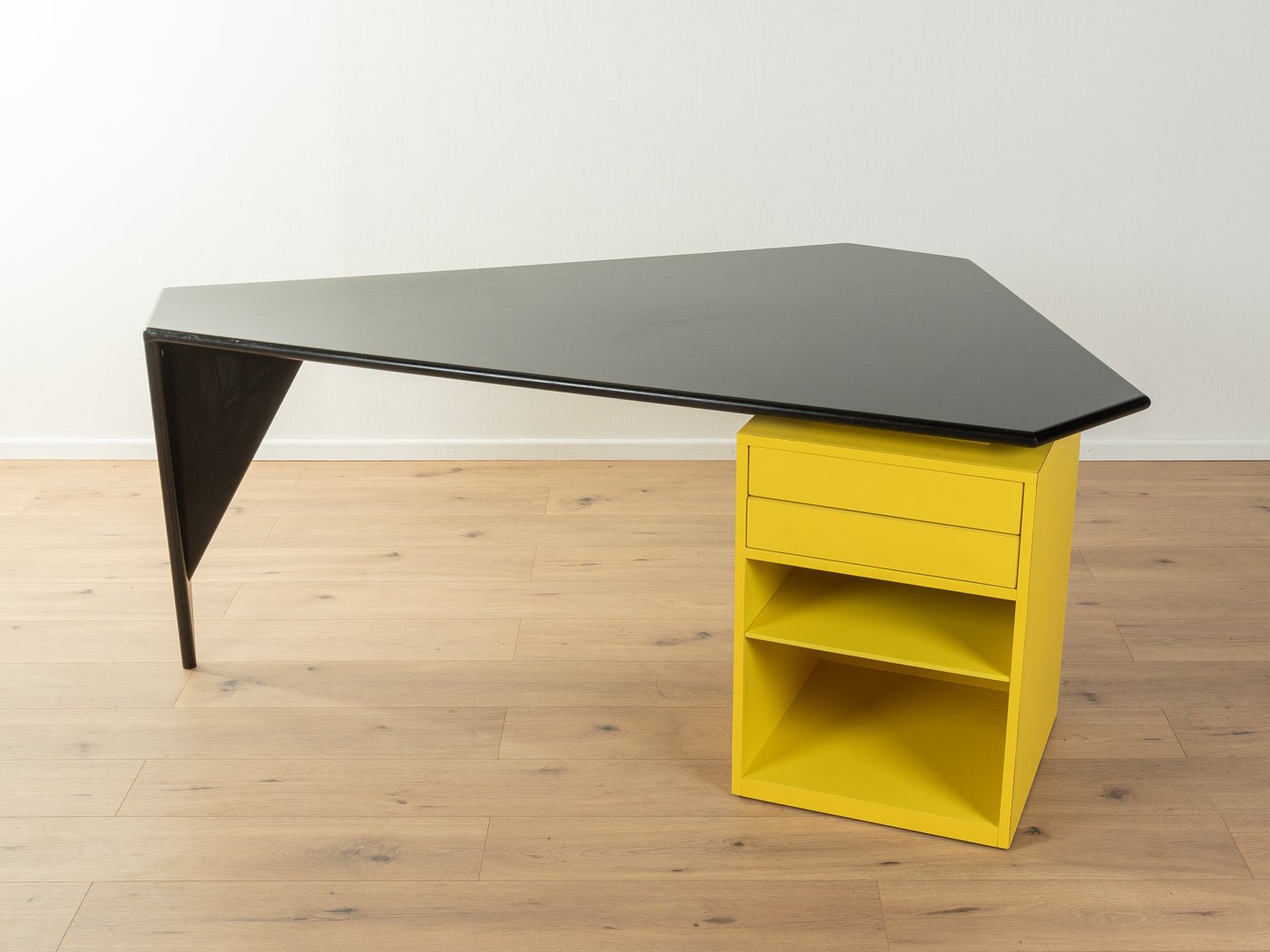 Postmoderner Schreibtisch - Mid Century Friends - Vintage - Retro - Mid Century