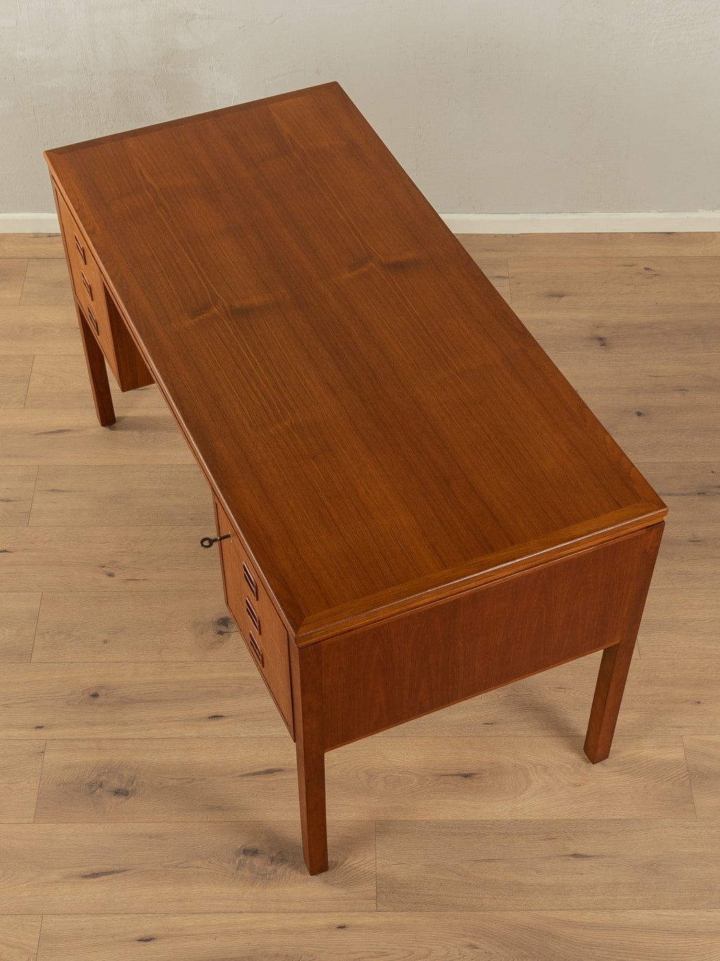 Schreibtisch, Tibergaard - Mid Century Friends - Vintage - Retro - Mid Century