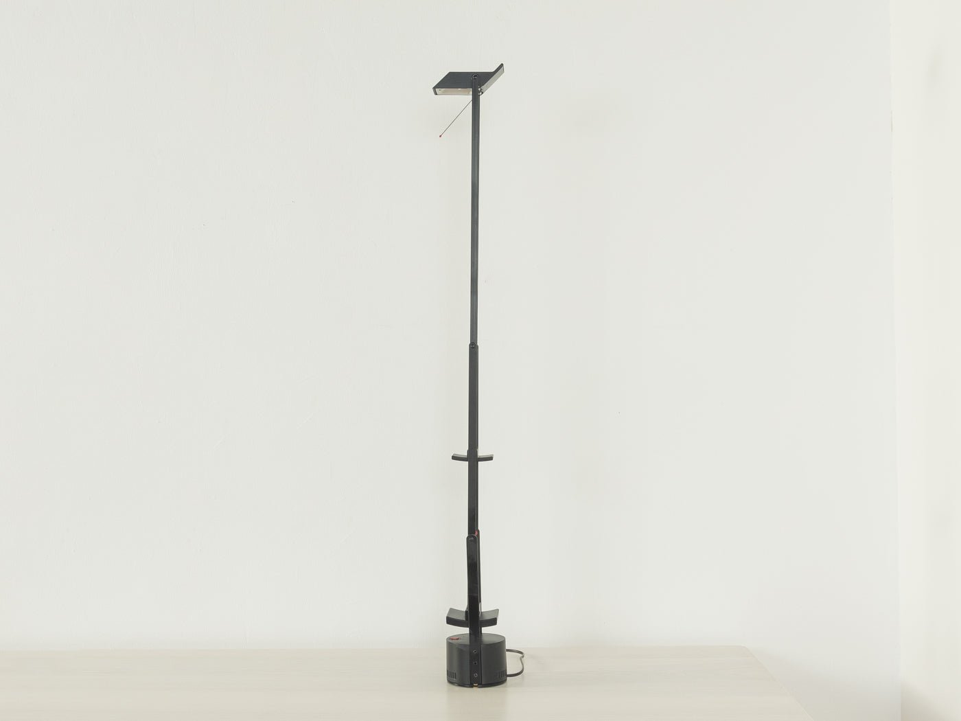 TIZIO Tischlampe, Artemide - Mid Century Friends - Vintage - Retro - Mid Century