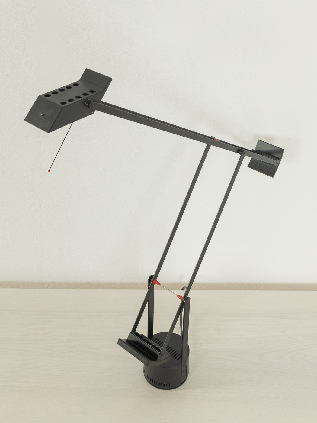 TIZIO Tischlampe, Artemide - Mid Century Friends - Vintage - Retro - Mid Century
