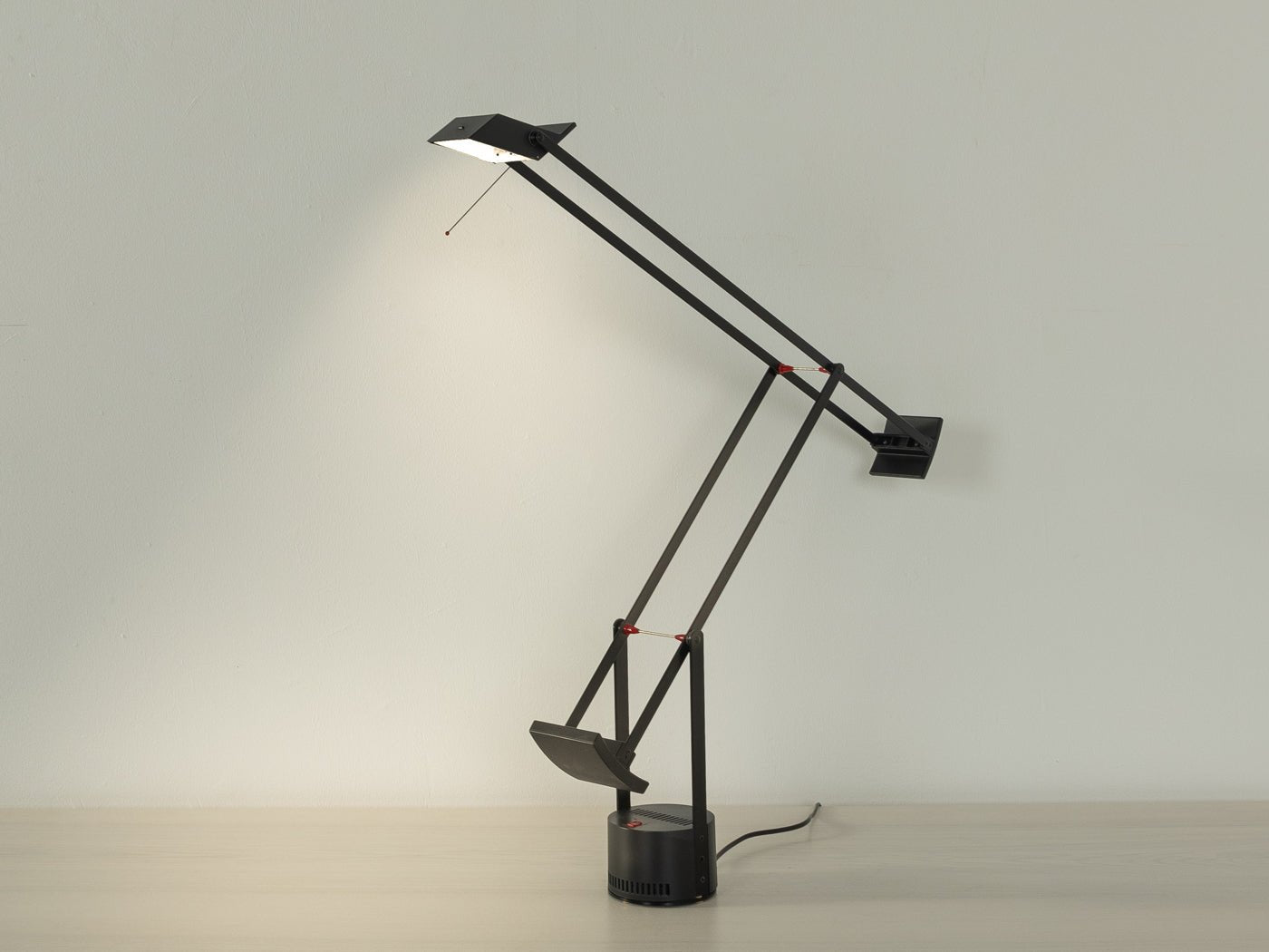 TIZIO Tischlampe, Artemide - Mid Century Friends - Vintage - Retro - Mid Century