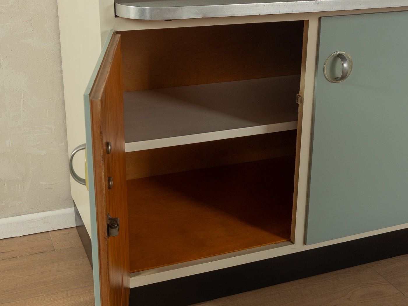 Zauberhafter Küchenschrank - Mid Century Friends - Vintage - Retro - Mid Century