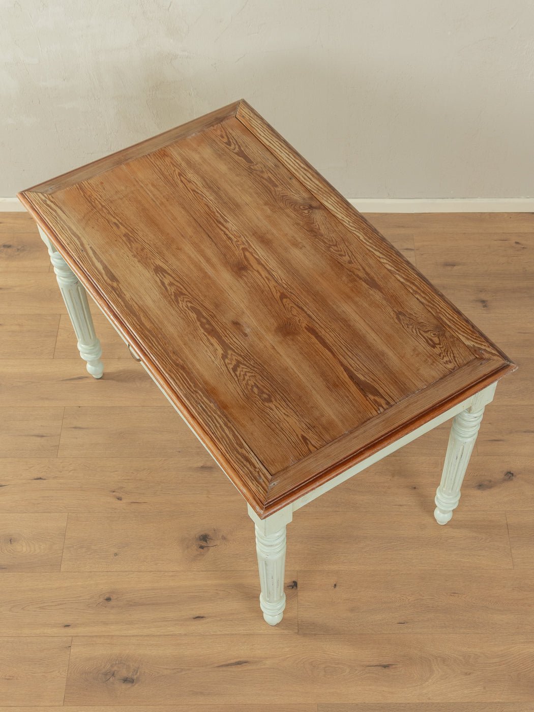 Zauberhafter Tisch - Mid Century Friends - Vintage - Retro - Mid Century