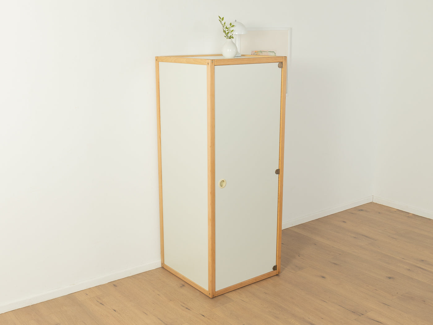 Flötotto wardrobe