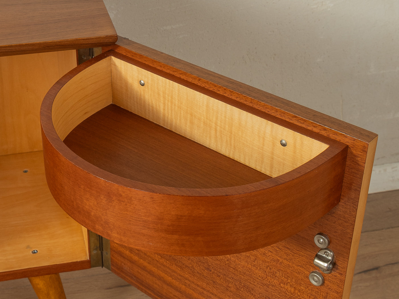 Charming dresser