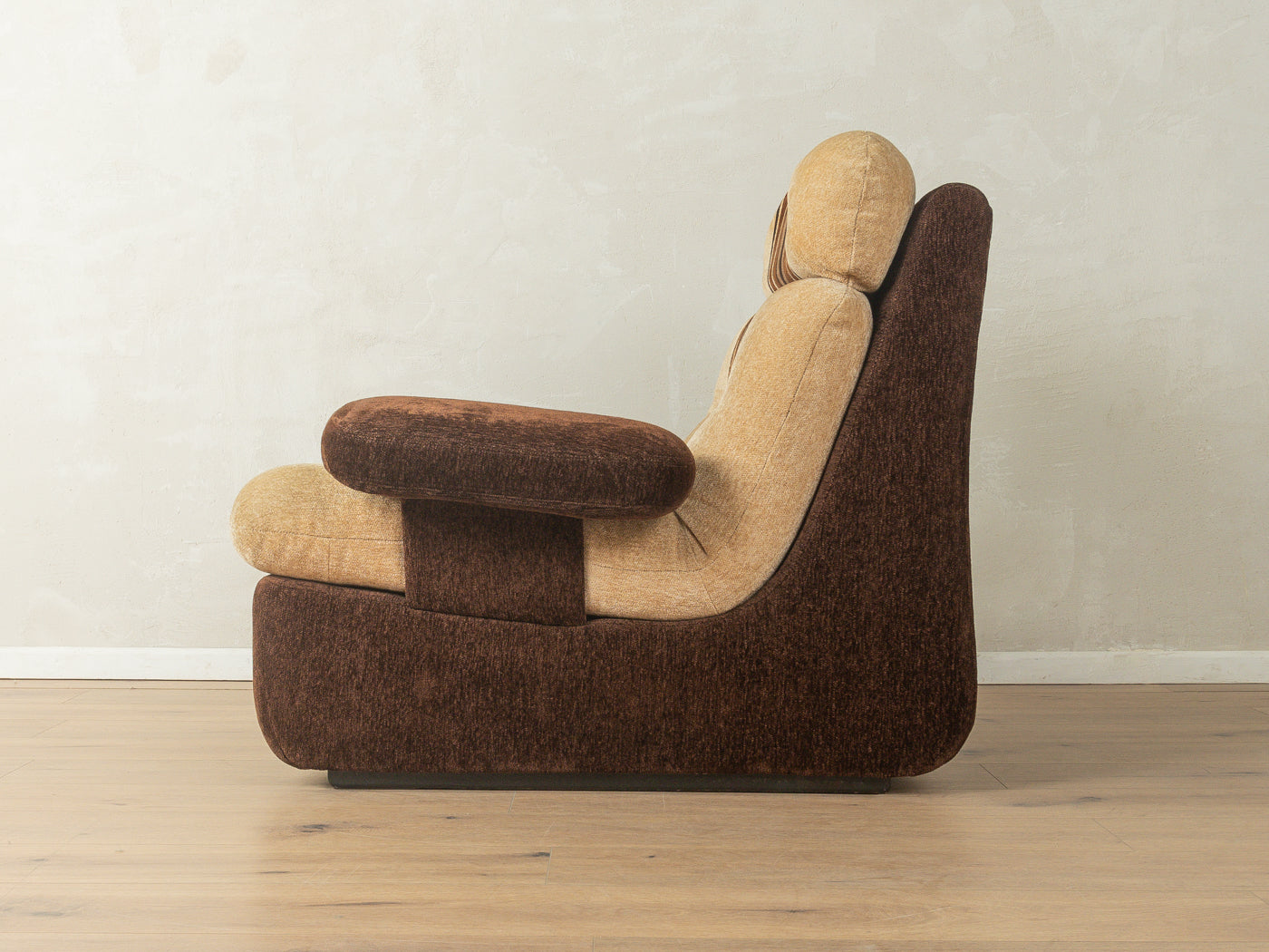1970s armchair