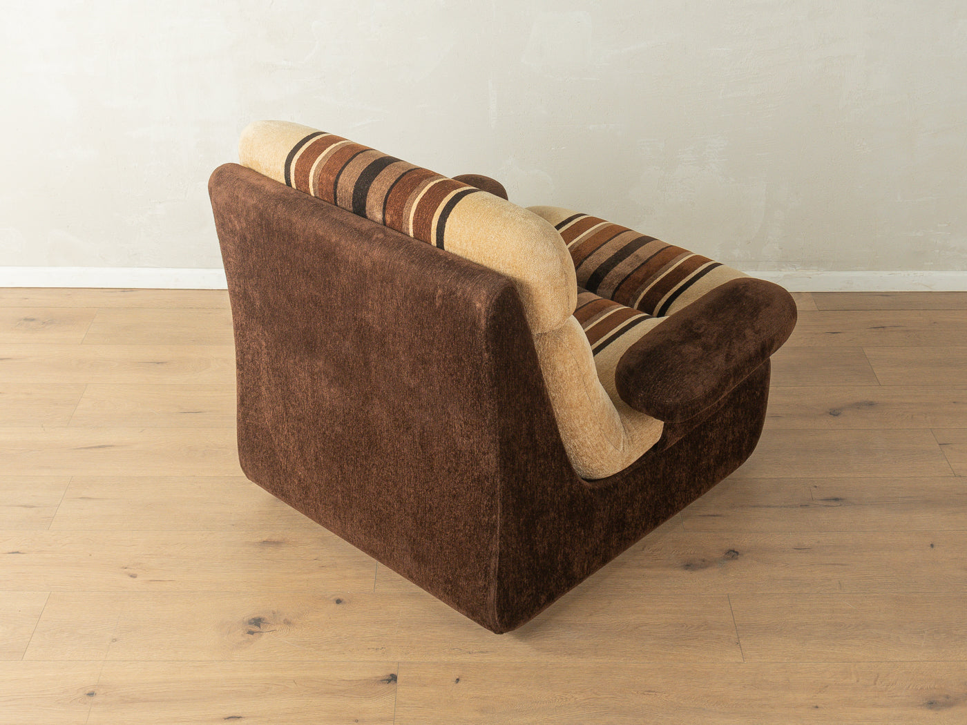 1970s armchair