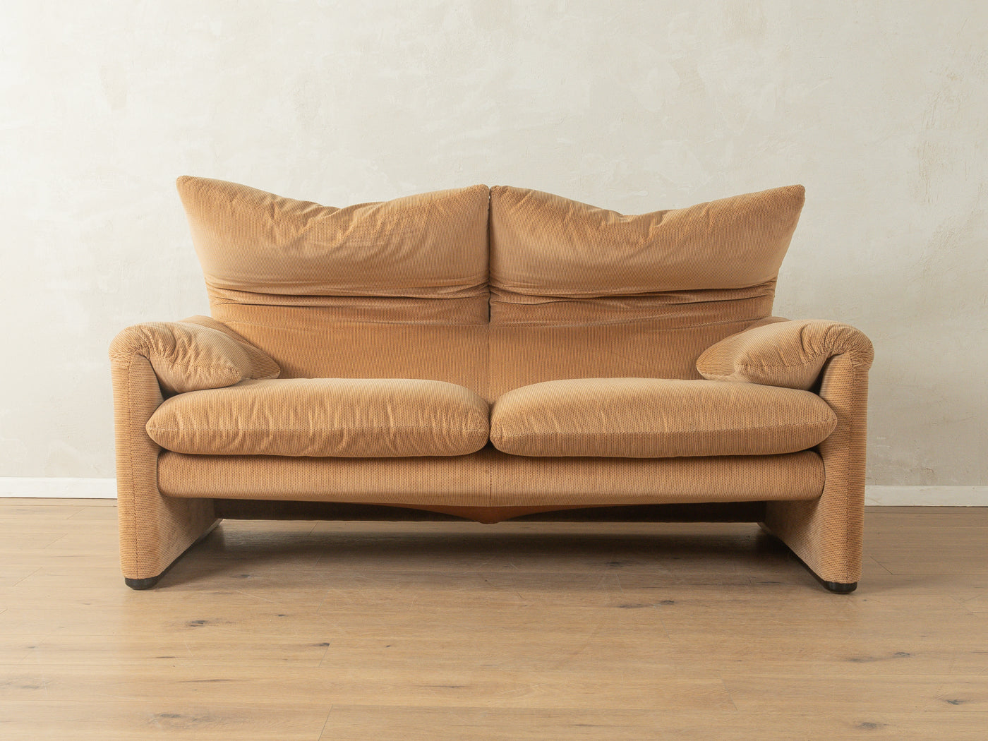 675 MARALUNGA Sofa, Vico Magistretti, Cassina