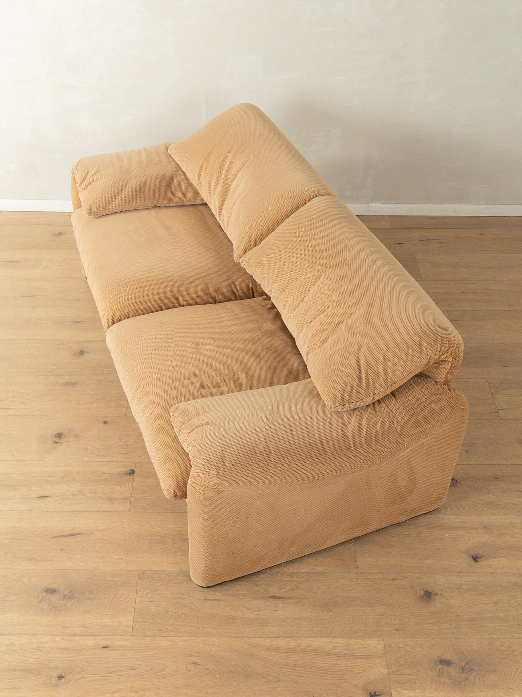 675 MARALUNGA Sofa, Vico Magistretti, Cassina